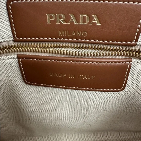 Prada Cream and Tan Structured Tote Bag - Picture 4 of 5
